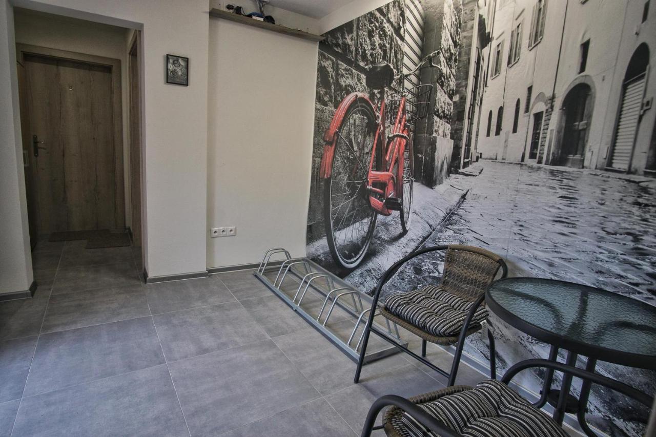 Bike Apartments 1 Hodruša Exteriör bild